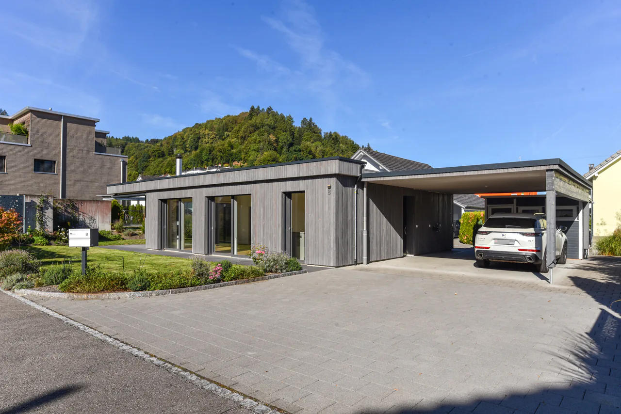 Parterre-Haus von 2020 mit ökologischer Haustechnik an guter Lage