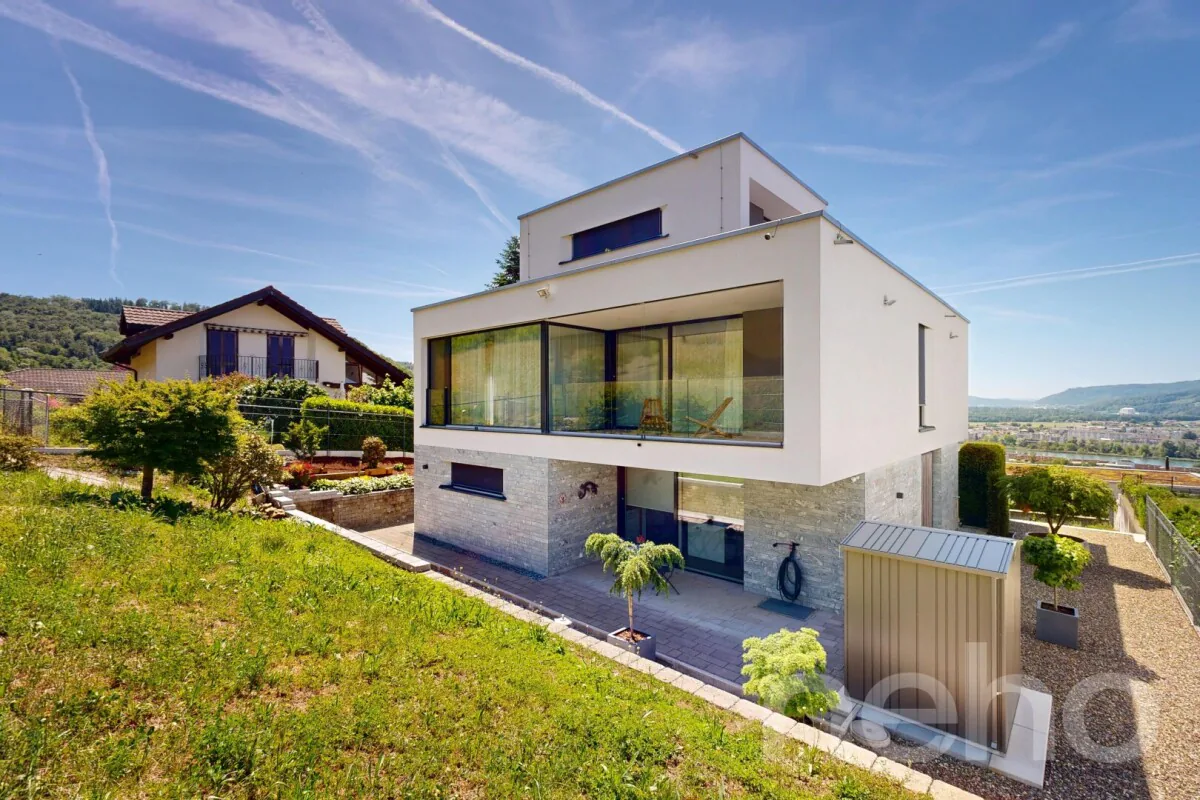 Meilleure situation à Klingnau - Design, Piscine, Ascenseur et Vue Panoramique