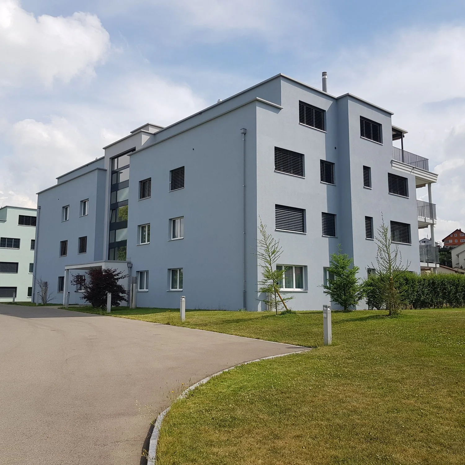 Modern apartment with large balcony waiting for you!