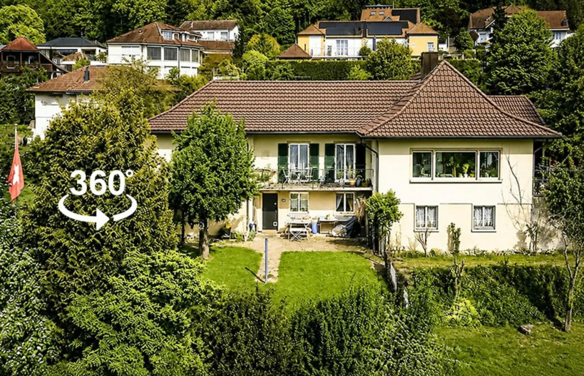 Villa de 7,5 pièces élégante avec jardin paysager