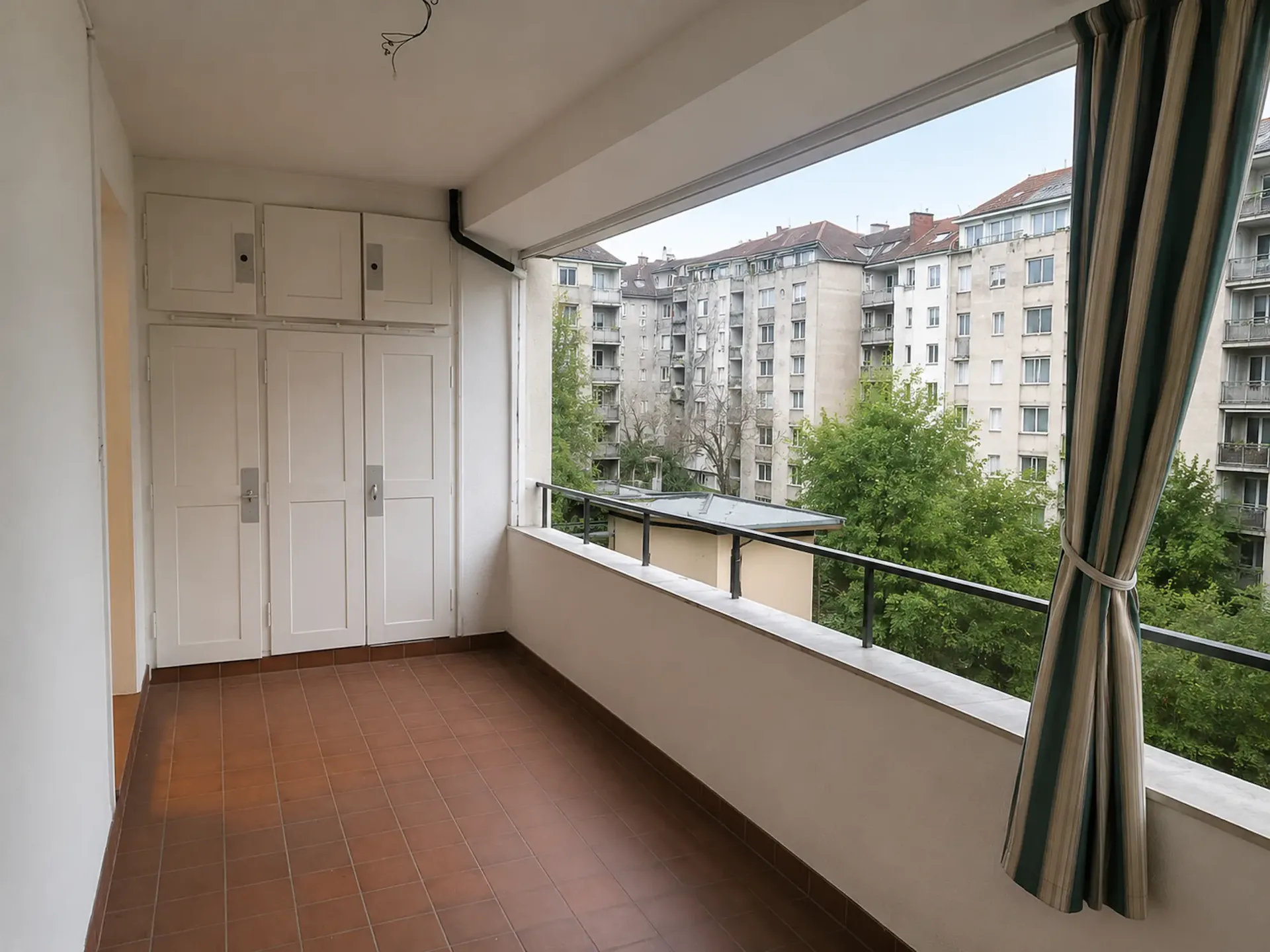 Schöne 2-Zimmer-Wohnung an zentraler Lage mit grossem Balkon