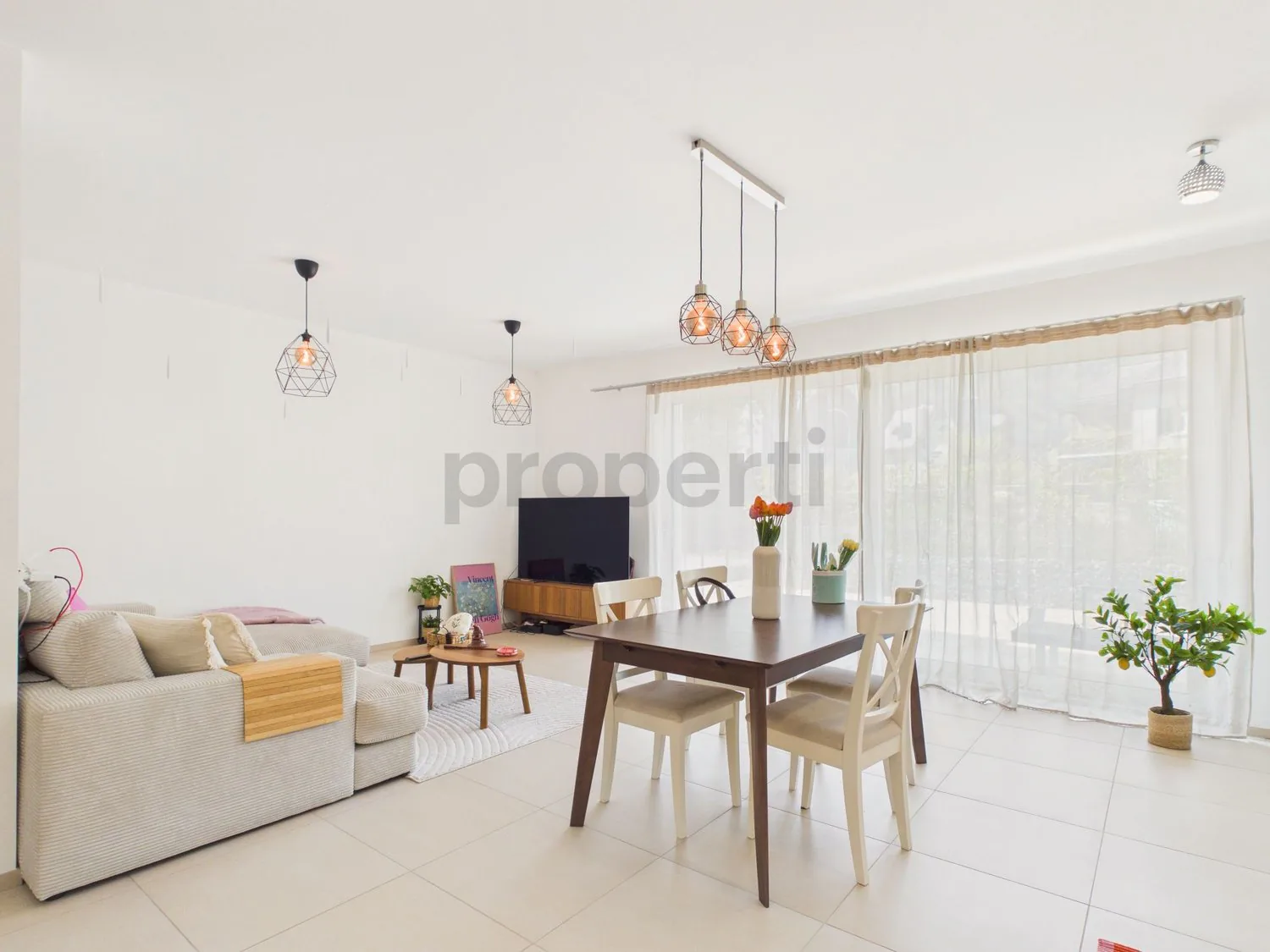 Modern living with spacious seating area centrally located in Mollis