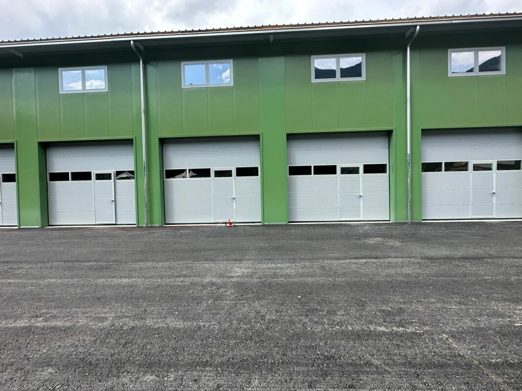 Duplex box for rent