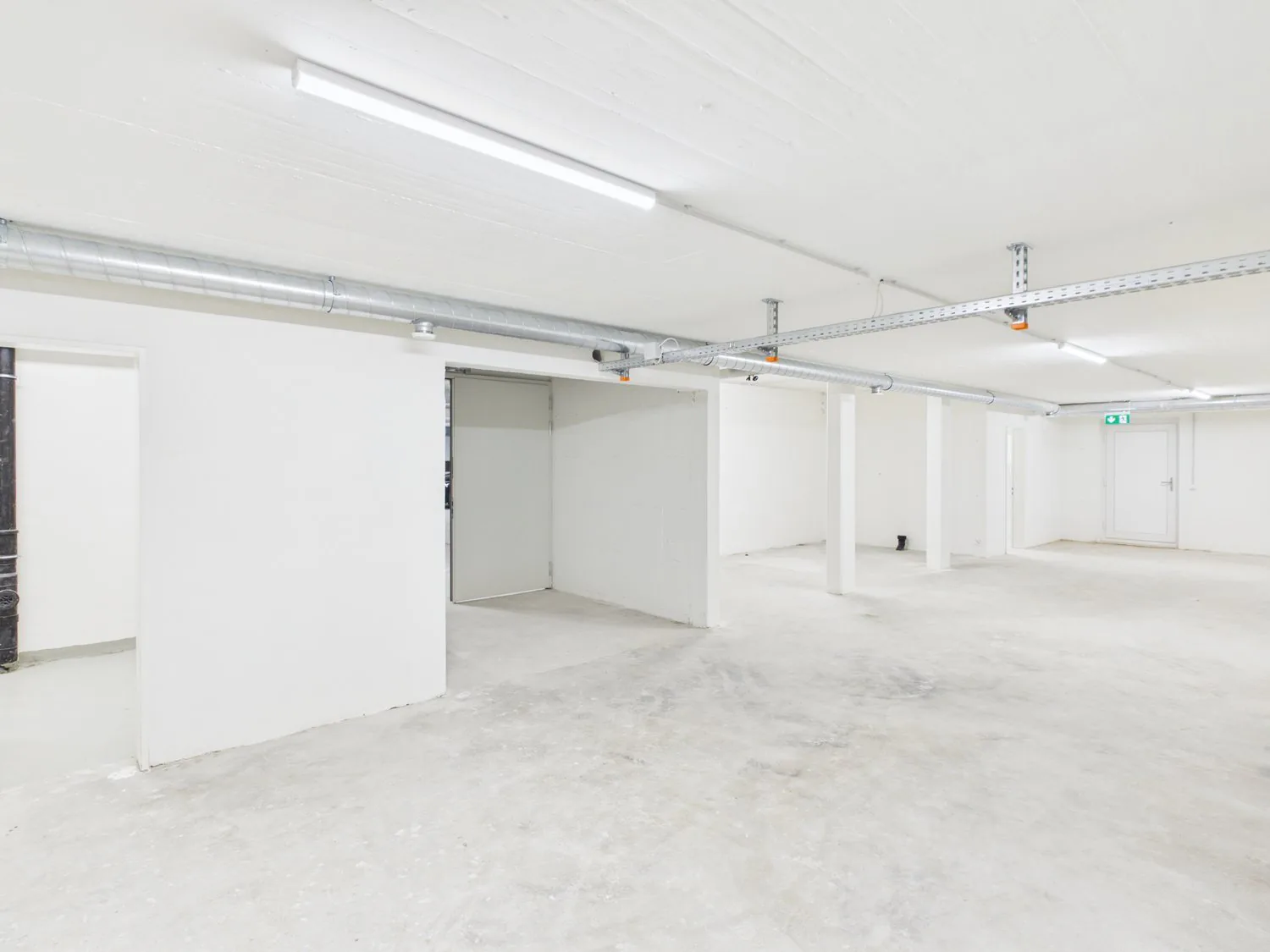 Spacious storage space with 130 m² in Altstätten SG