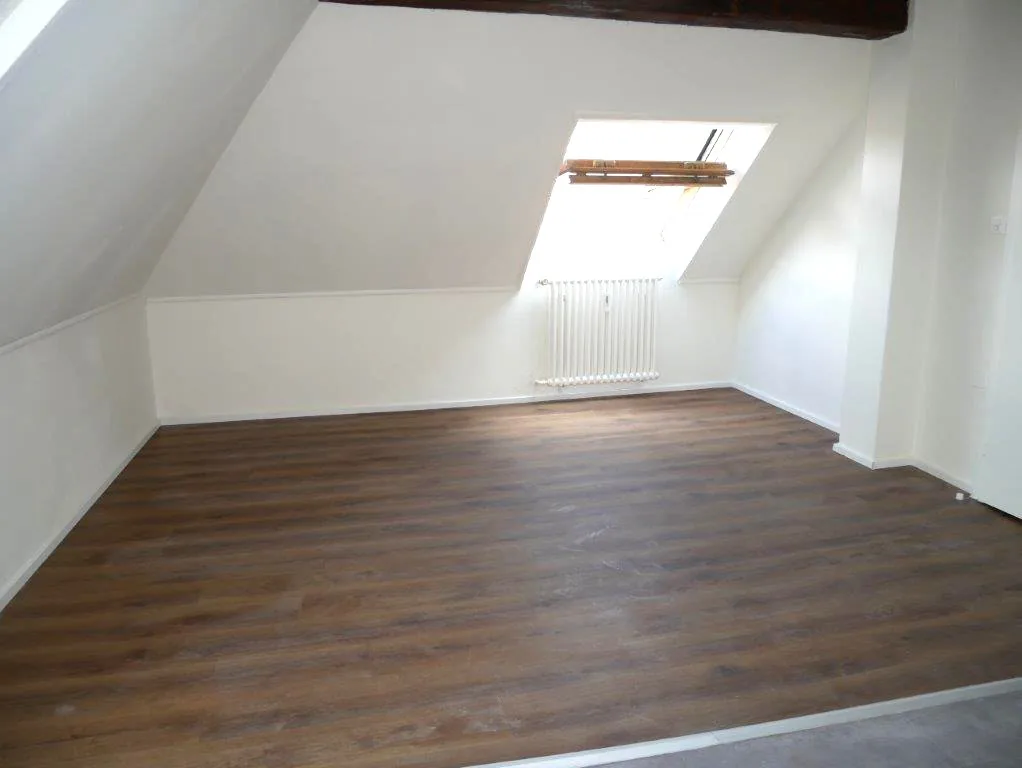 Charmantes, modernes 1-Zimmer-Studio im Dachgeschoss in Diessenhofen