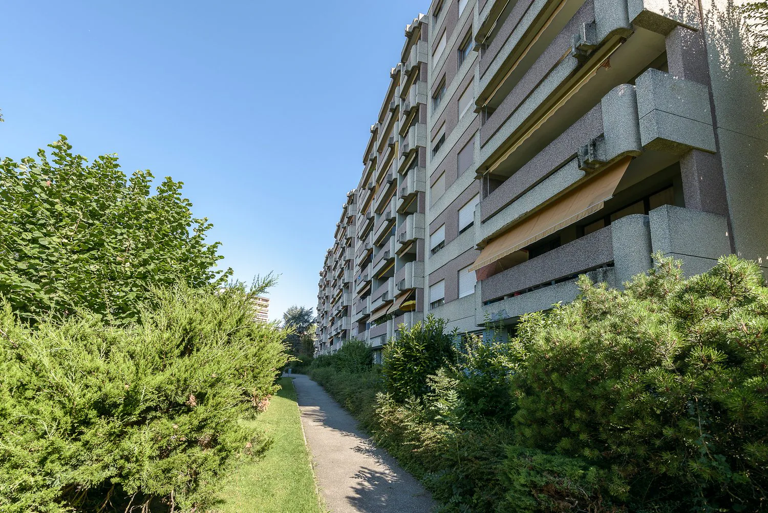 Außenmotorradparkplätze