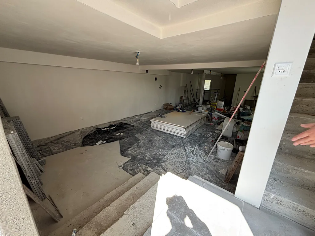 Rental Deposit/Office 120 m2 - 1 month rent offered