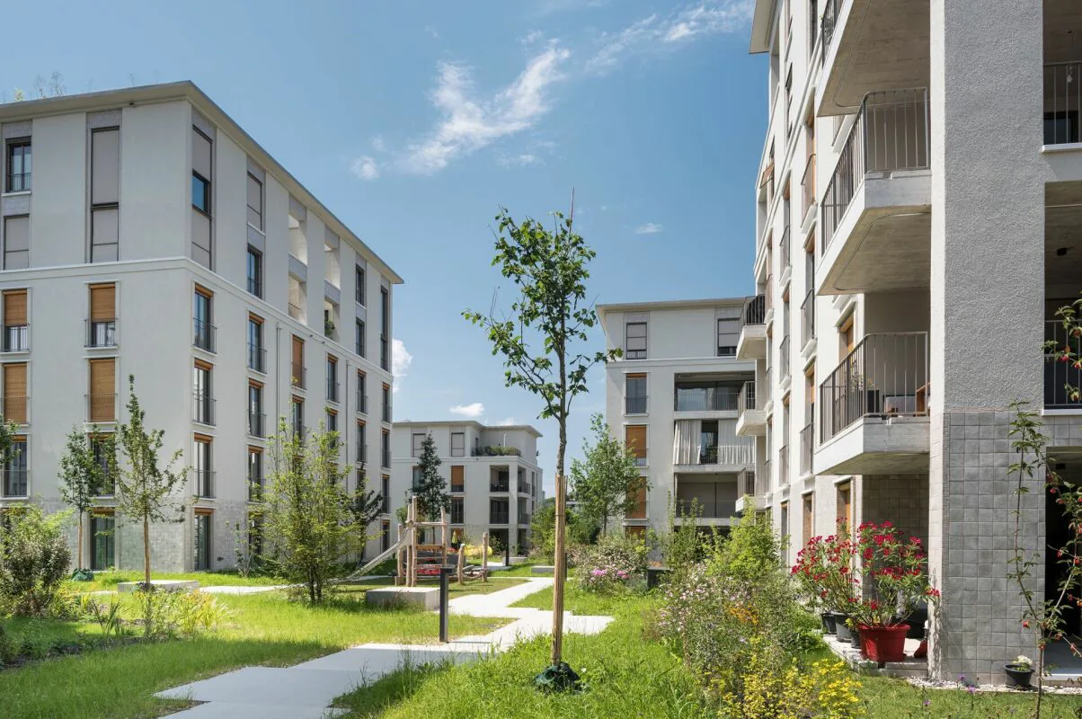 Einstellhallenplatz im Hinterkirch in Reinach