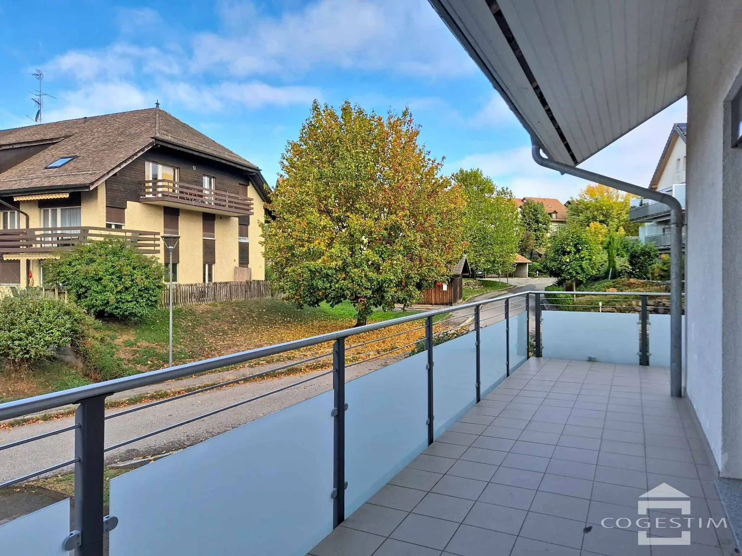 4.5 pièces aux beaux volumes avec grand balcon