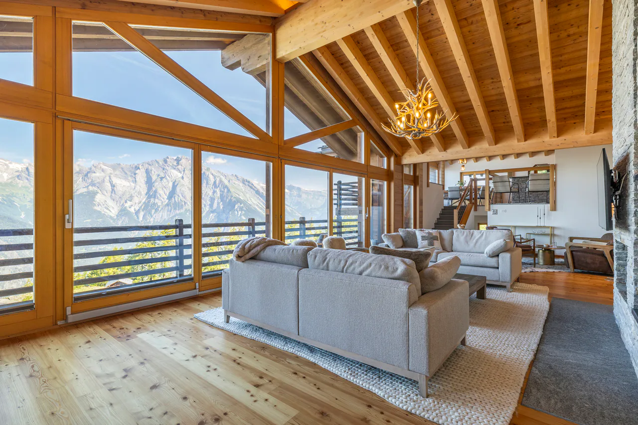 Chalet d'exception avec vue panoramique et ascenseur privatif