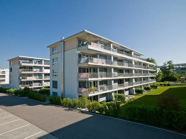 No more searching for parking? In Bülach, we have the right thing for you!