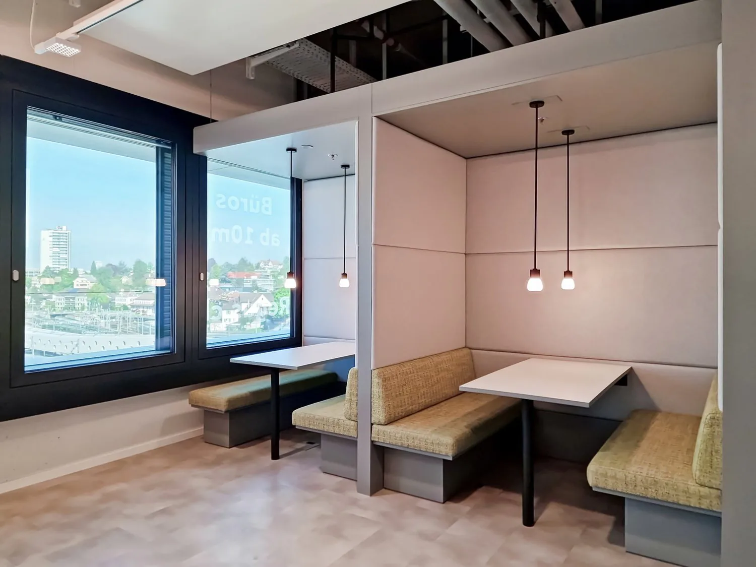 Scrivania personale a Regus Main Station