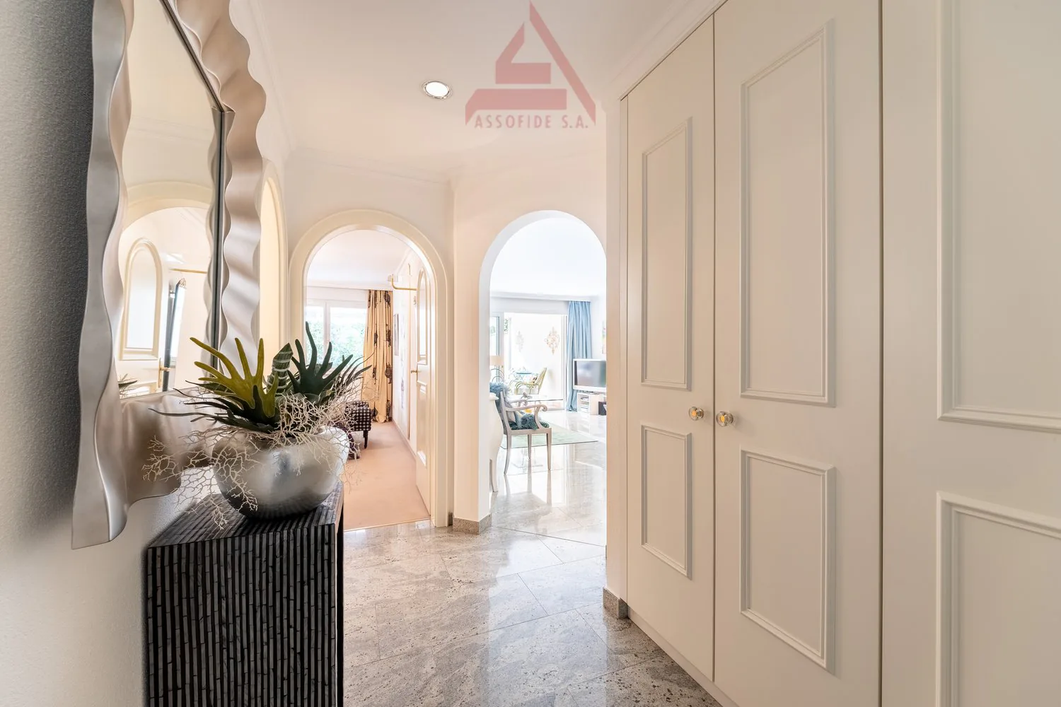 Elegante appartamento con giardino / Elegante Wohnung mit Garten
