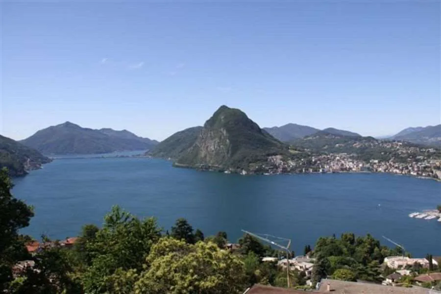 Penthouse duplex con spettacolare vista. Rif. 439