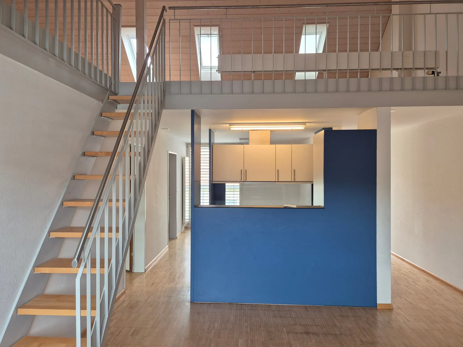 Maisonette moderna di 3,5 locali con giardino invernale + galleria