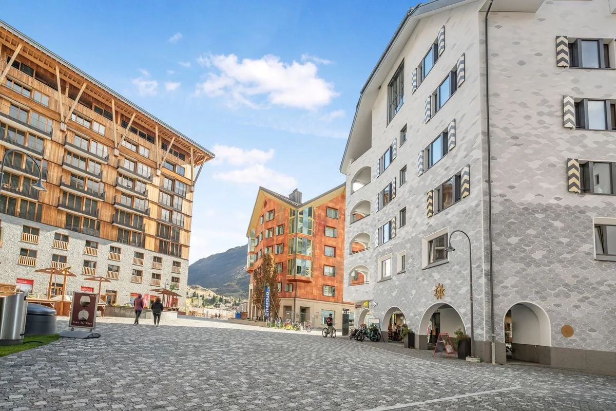 Eleganza alpina con vista panoramica ad Andermatt