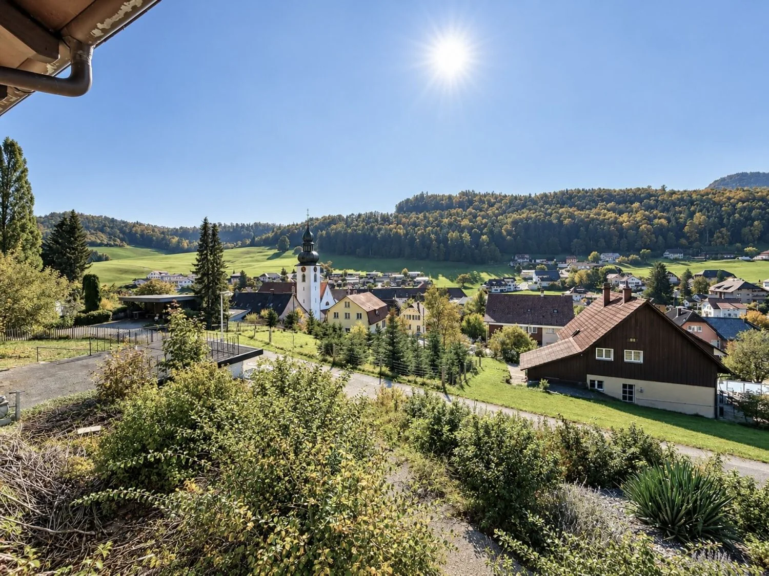 Single-family house with approved construction project - attractive opportunity with design freedom