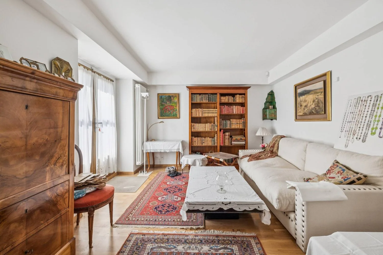 Exklusivität: Schönes 5-Zimmer-Apartment mit privatem Garten