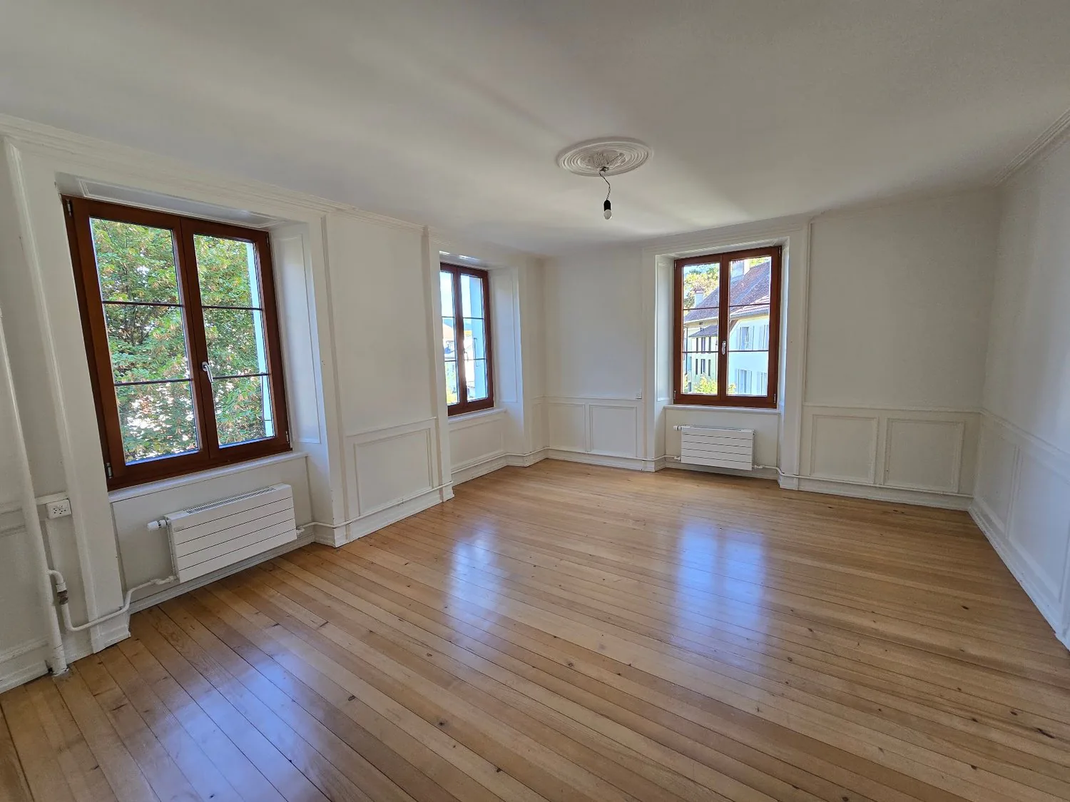 Spacieux appartement de 4 pièces au centre de Fleurier