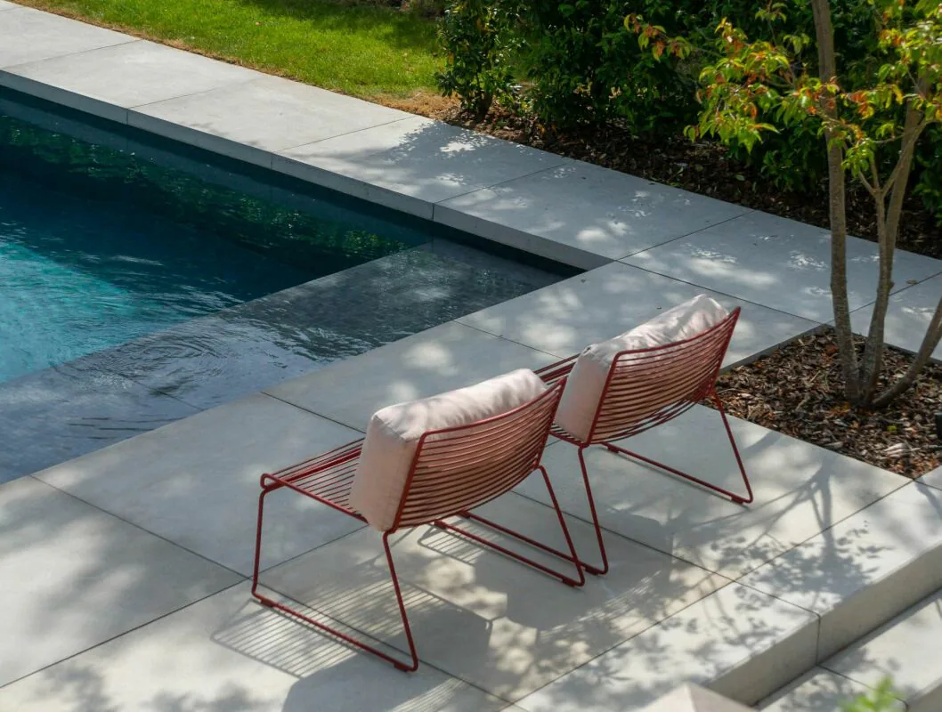 Large individual contemporary villa in Terre Sainte