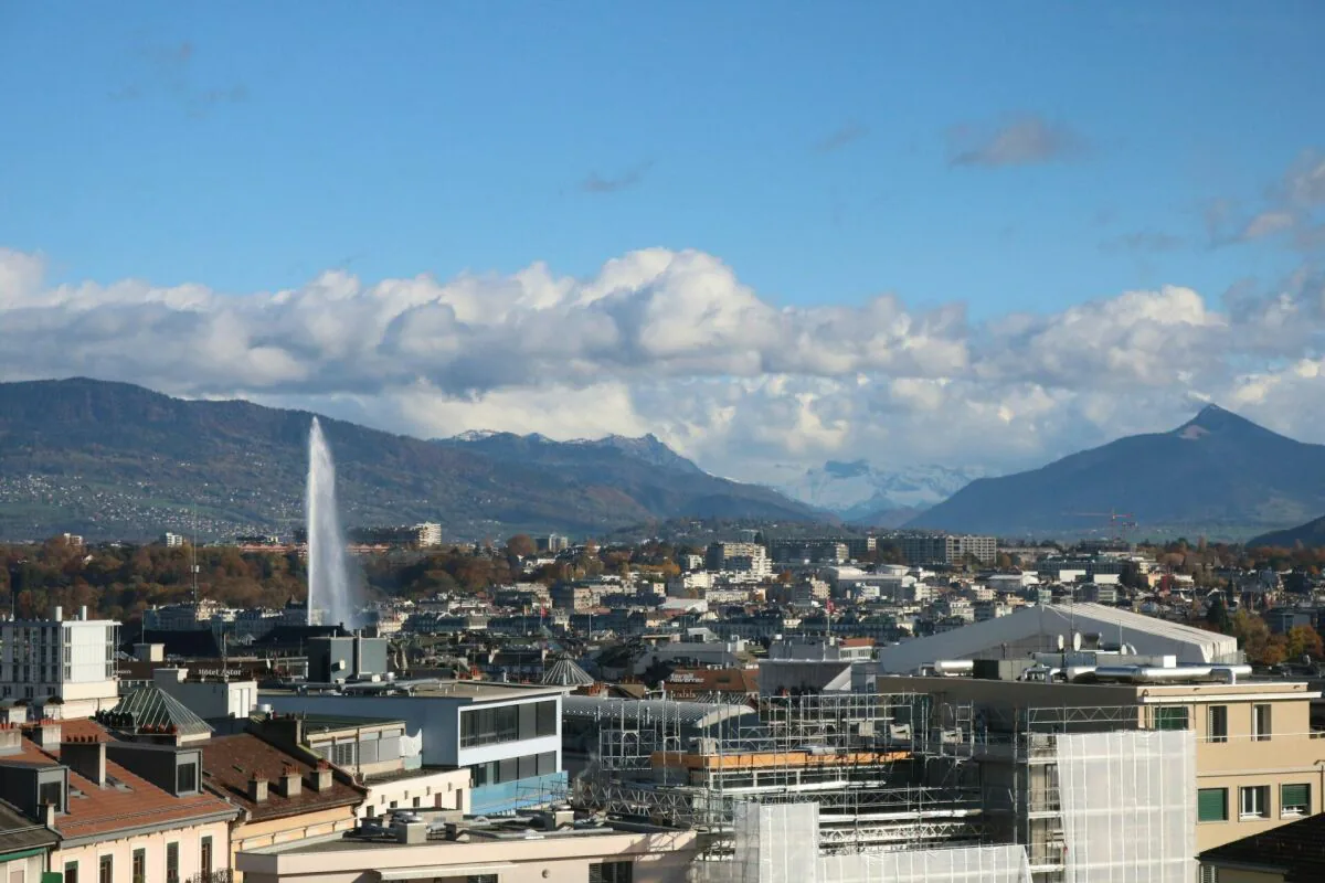 Off Market - 5-Room Apartment in Geneva