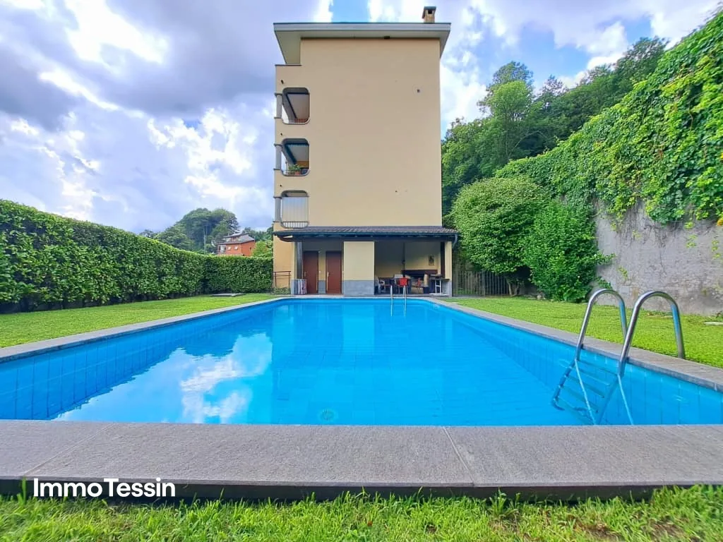 Second home - Relax with pool and view of San Salvatore