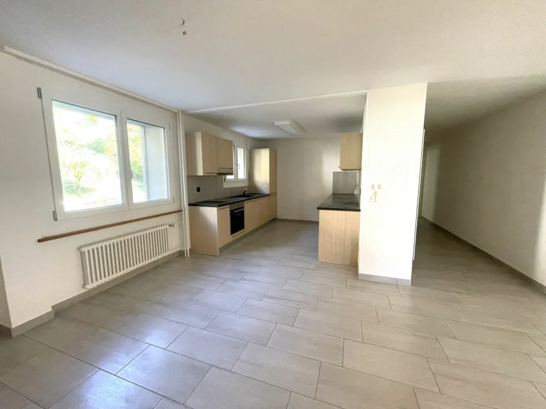 St-Imier, wunderschöne 3.5-Zimmer-Wohnung im 3. Stock mit Aufzug