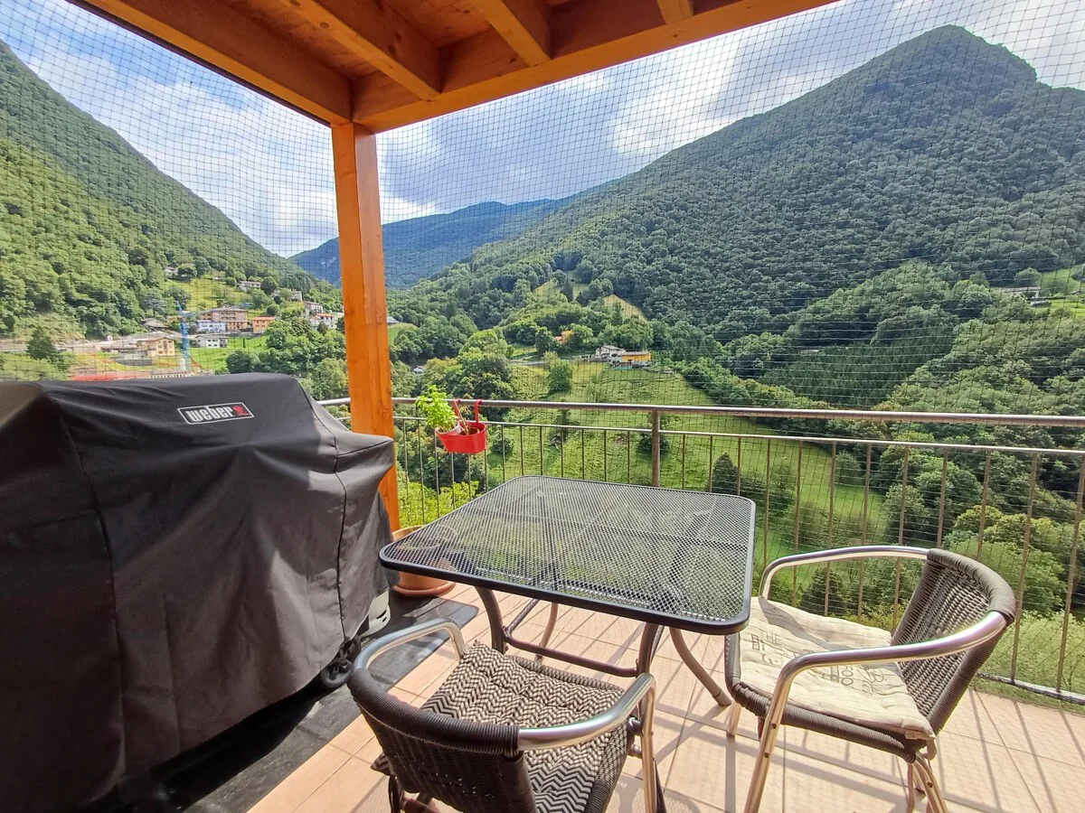 AROGNO POSSIBILE CASA DI VACANZA, APPARTAMENTO IN CASA DEPOCA RISTR