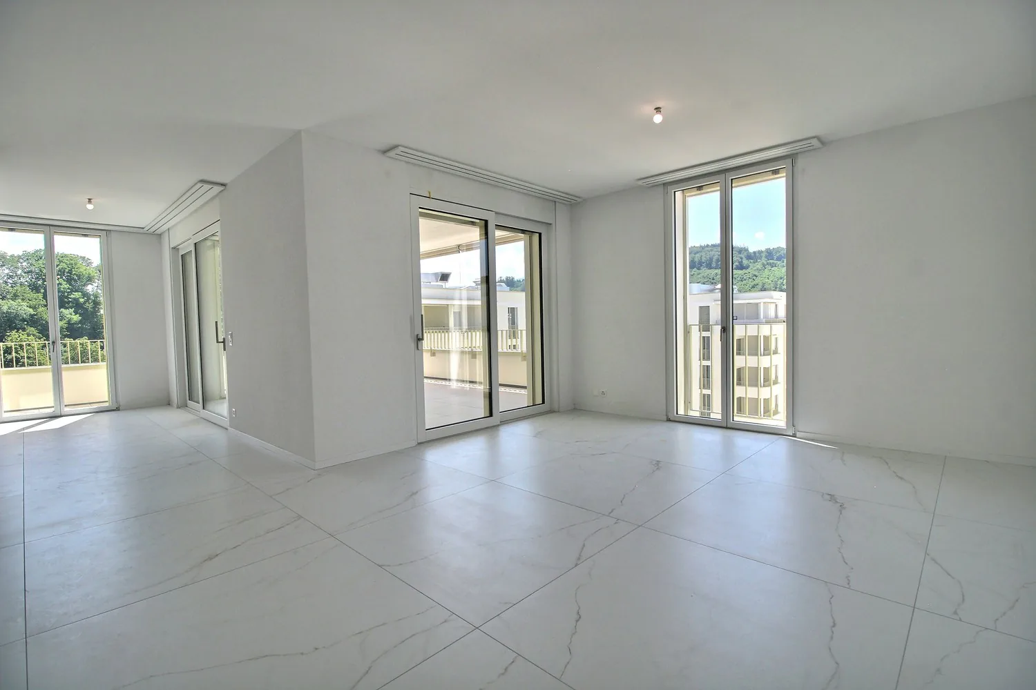 Außergewöhnliche 5.5-Zimmer-Wohnung zur Miete in Marly!