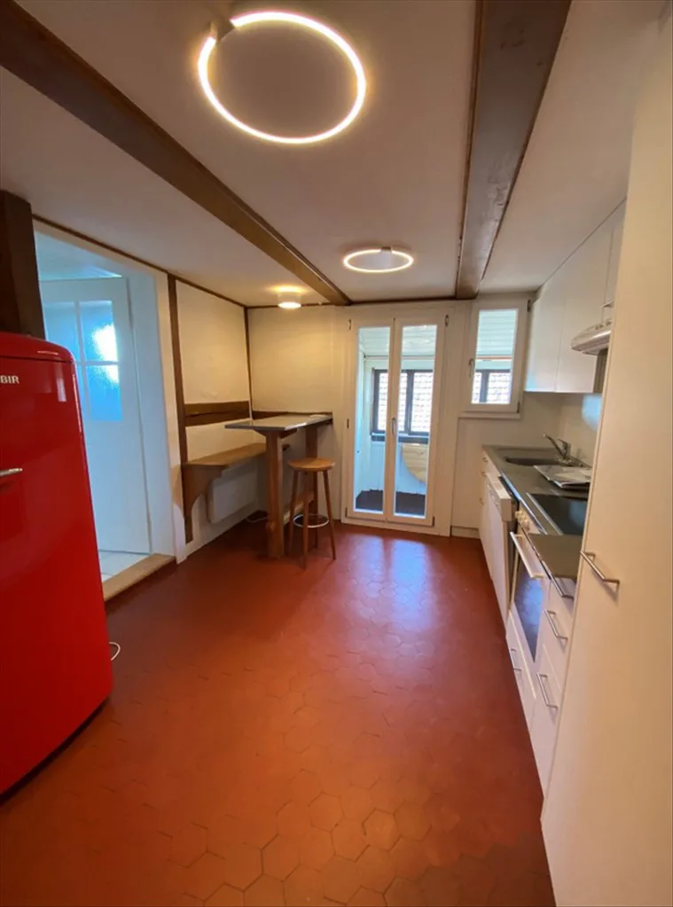 If you like old building apartments, you're in the right place!