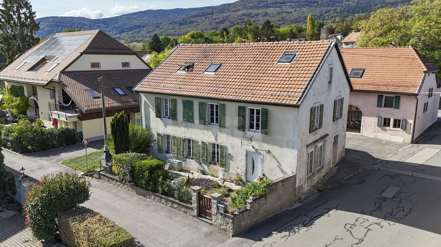 Zweischönes Haus