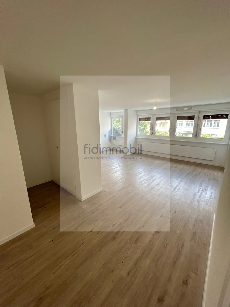 Zweizimmerwohnung im 8. Stock