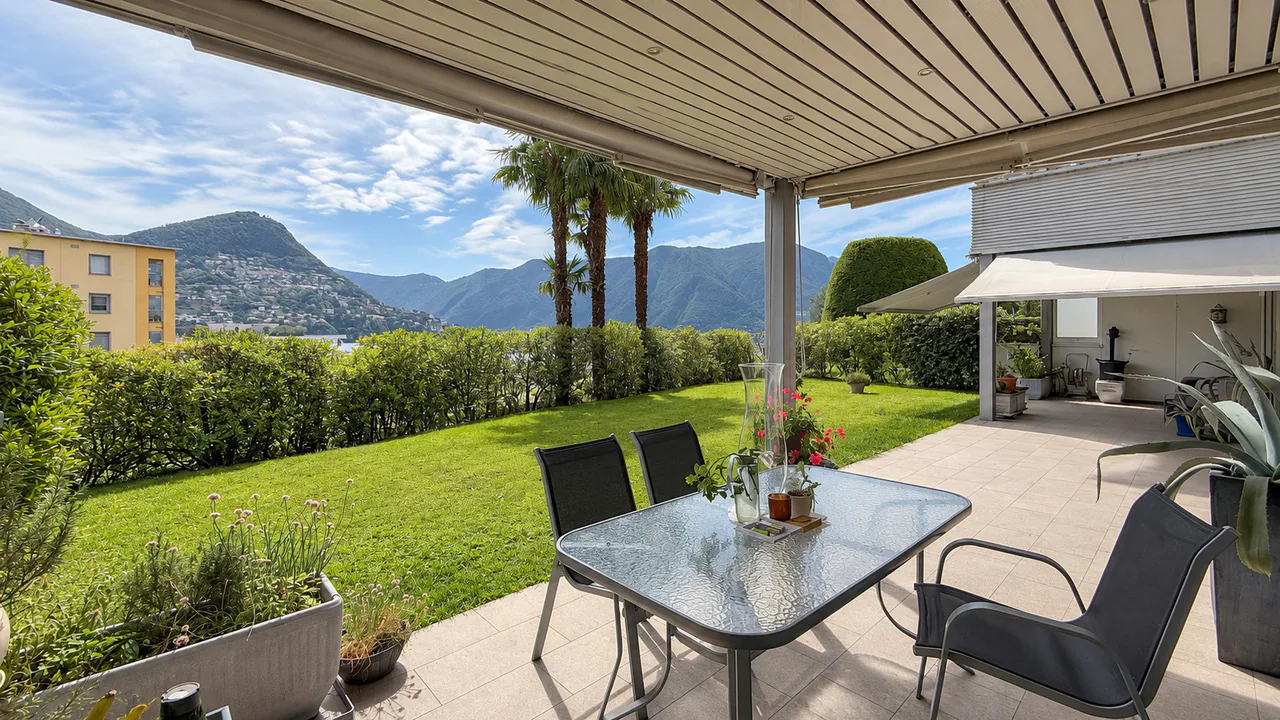 Luminoso appartamento con giardino privato in posizione strategica