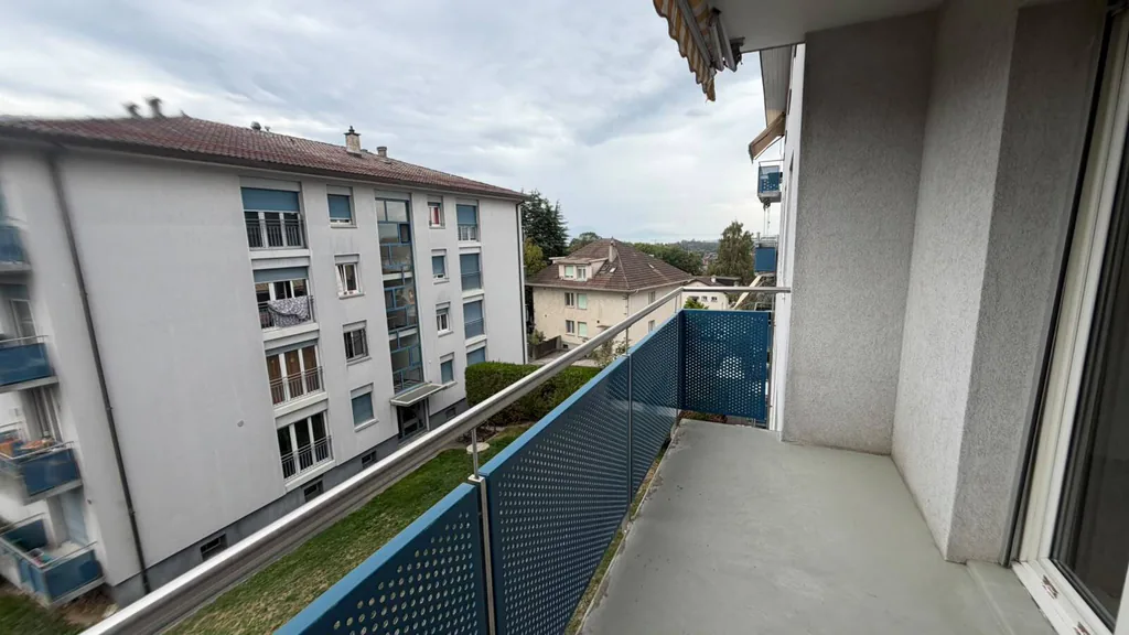 Charmantes 2-Zimmer-Wohnung mit Balkon in Renens