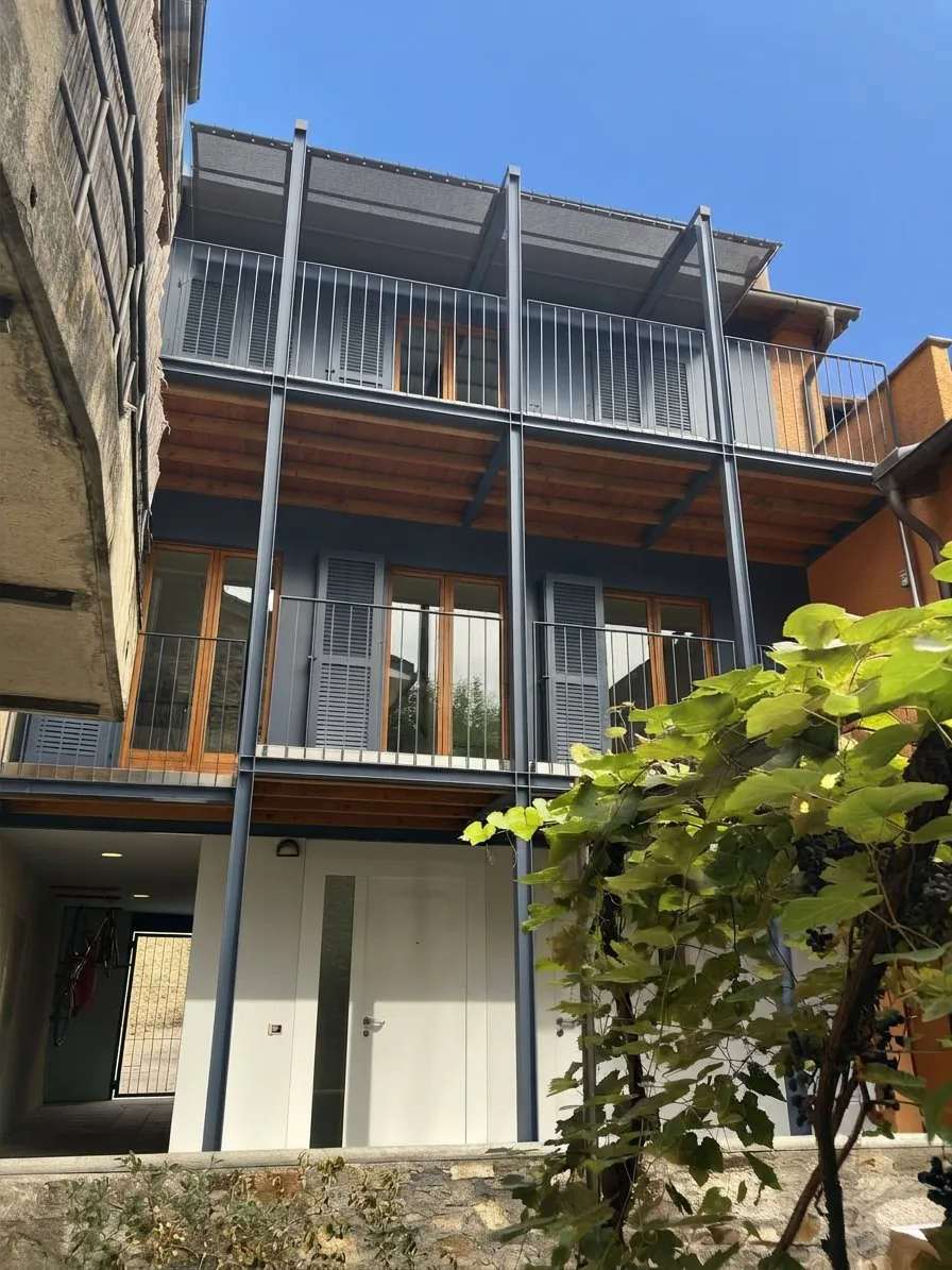 PONTE CAPRIASCA - RENOVATED HOUSE FOR RENT IN THE VILLAGE CENTER