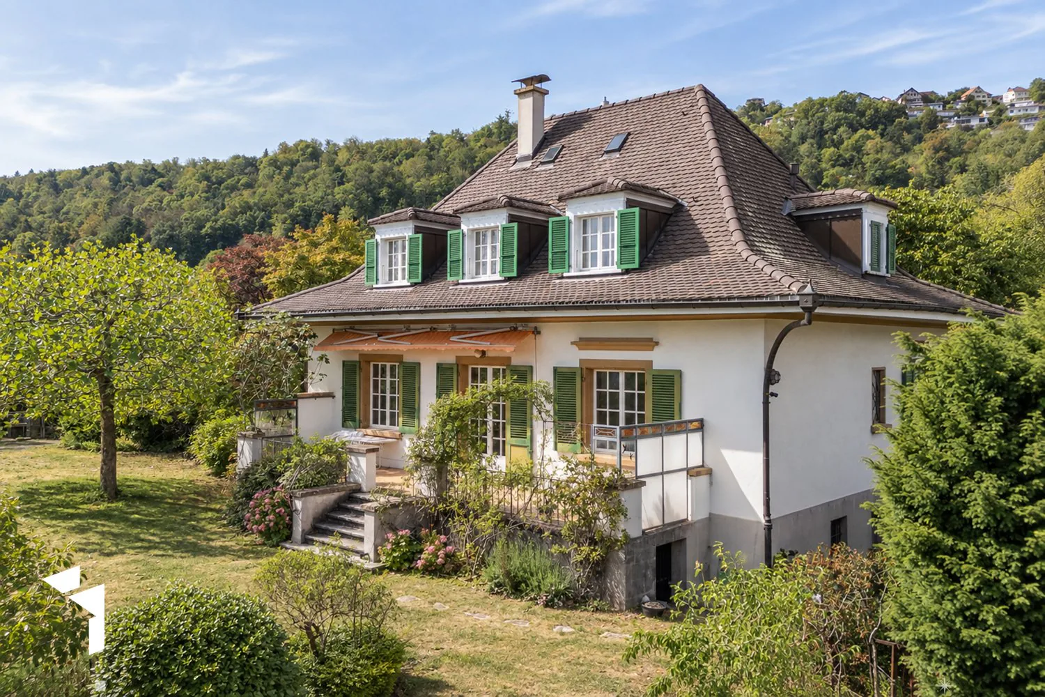 Villa spacieuse de 7,5 pièces avec vue panoramique