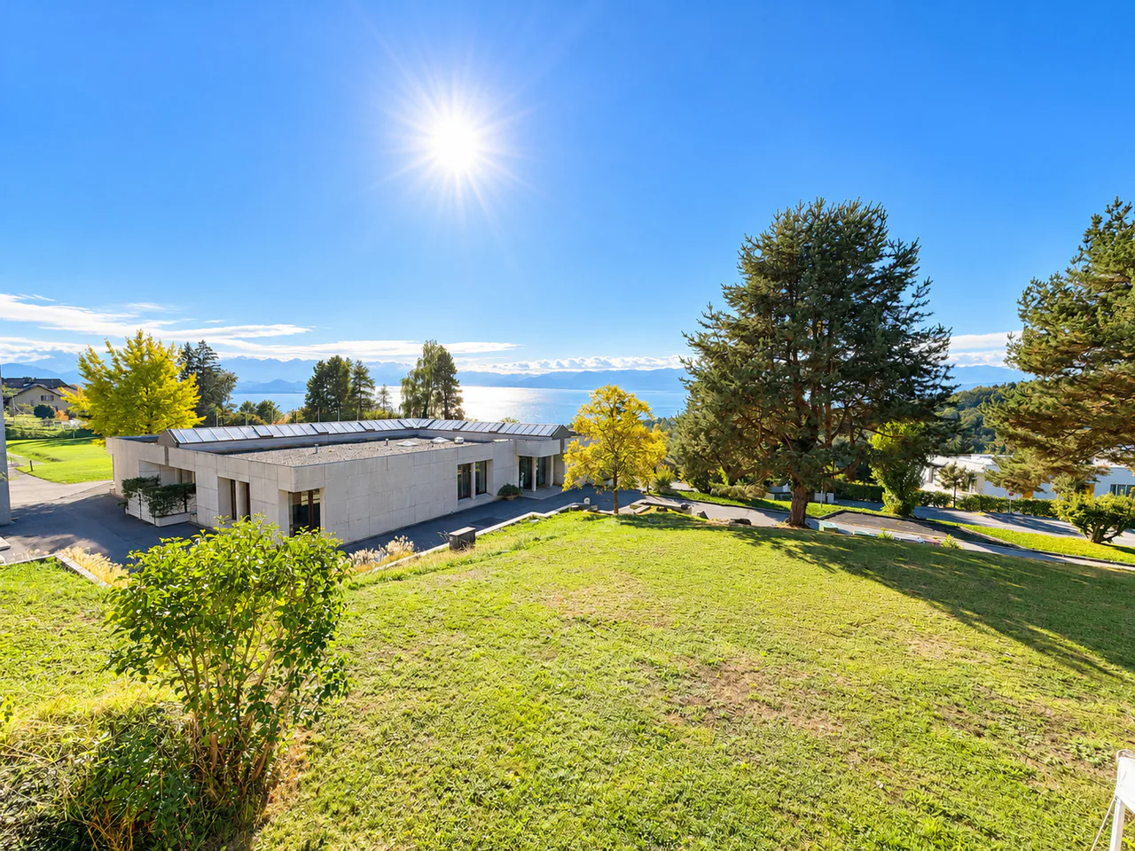 Appartements de 5.5 pièces avec vue dégagée sur le lac
