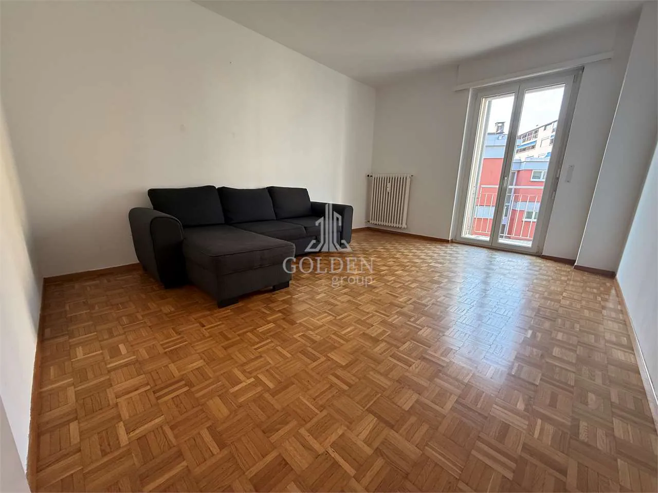 Bright 4.5-room apartment in Massagno, with 2 balconies and parking space