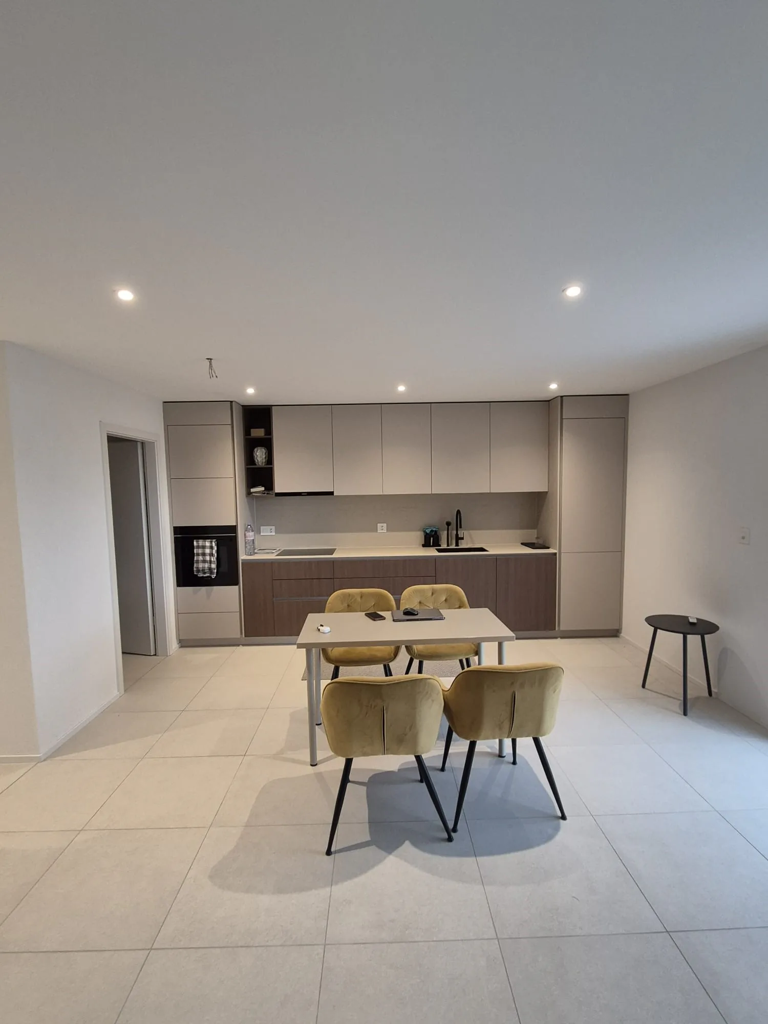 Un jardin comme une villa. Le confort d'un appartement neuf.
