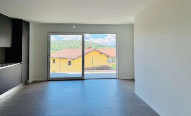 Living in Capriasca: elegant 4.5-room apartment with open views and plenty of light