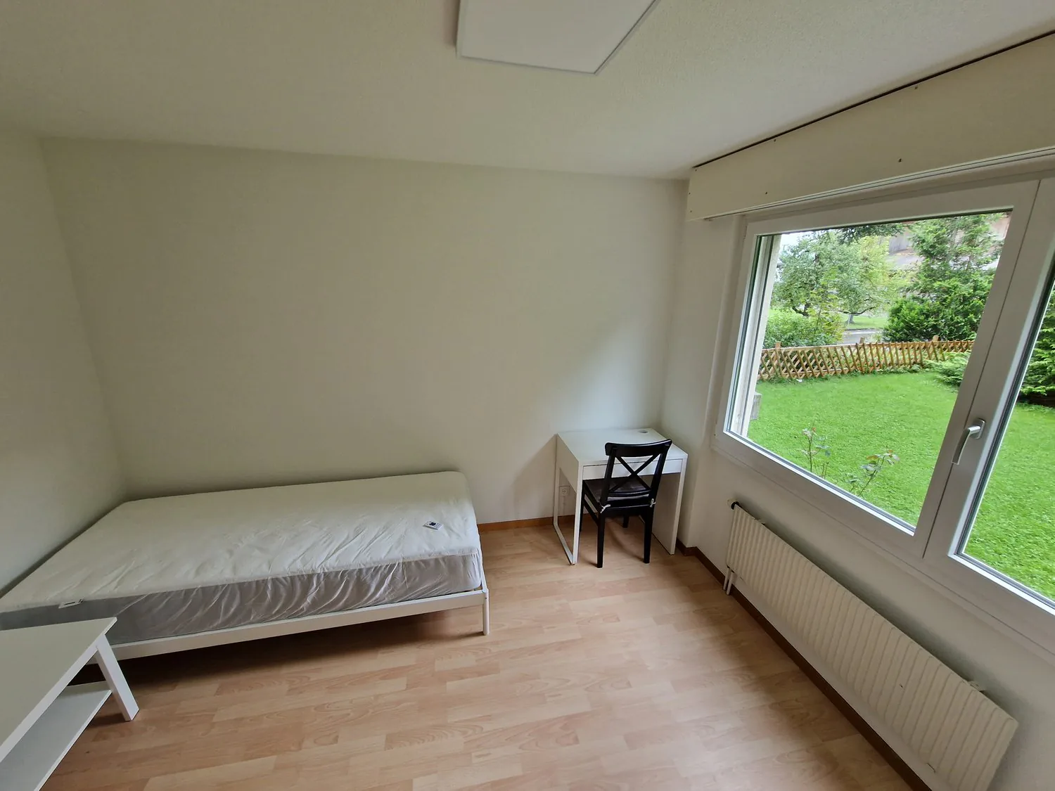 Monteurzimmer Zimmer möbliert, (Achtung: Mitbenützung von Küche und Bad )