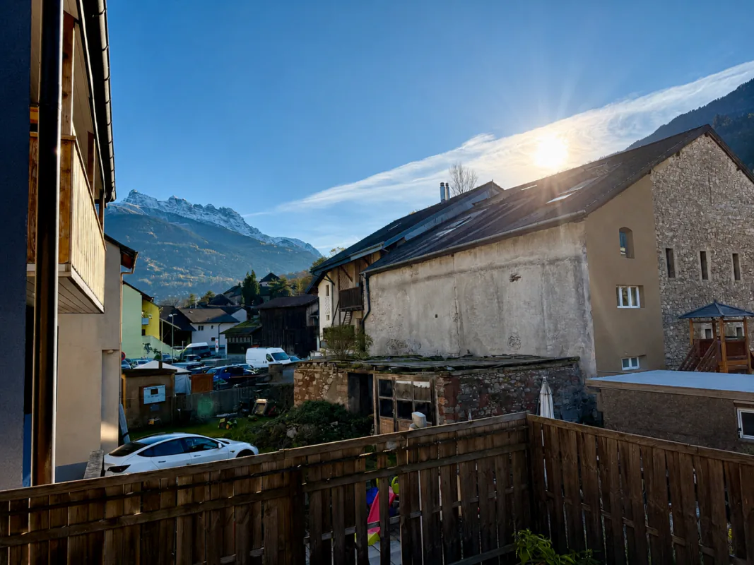 Wohnung 2,5 Zimmer im Doppelhaus mit XXL-Terrasse