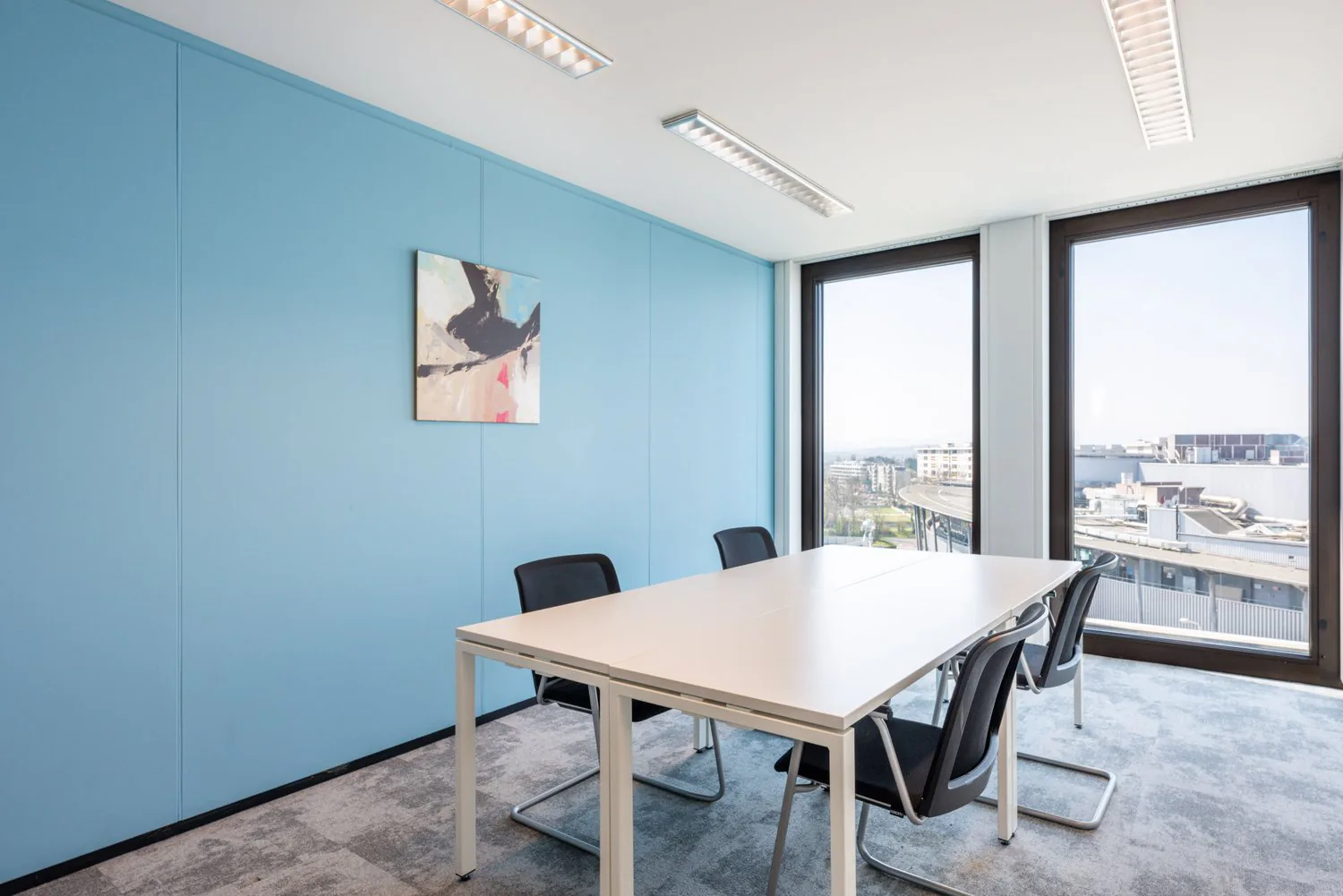 Bureau privé pour 4 à Regus Balexert Tower