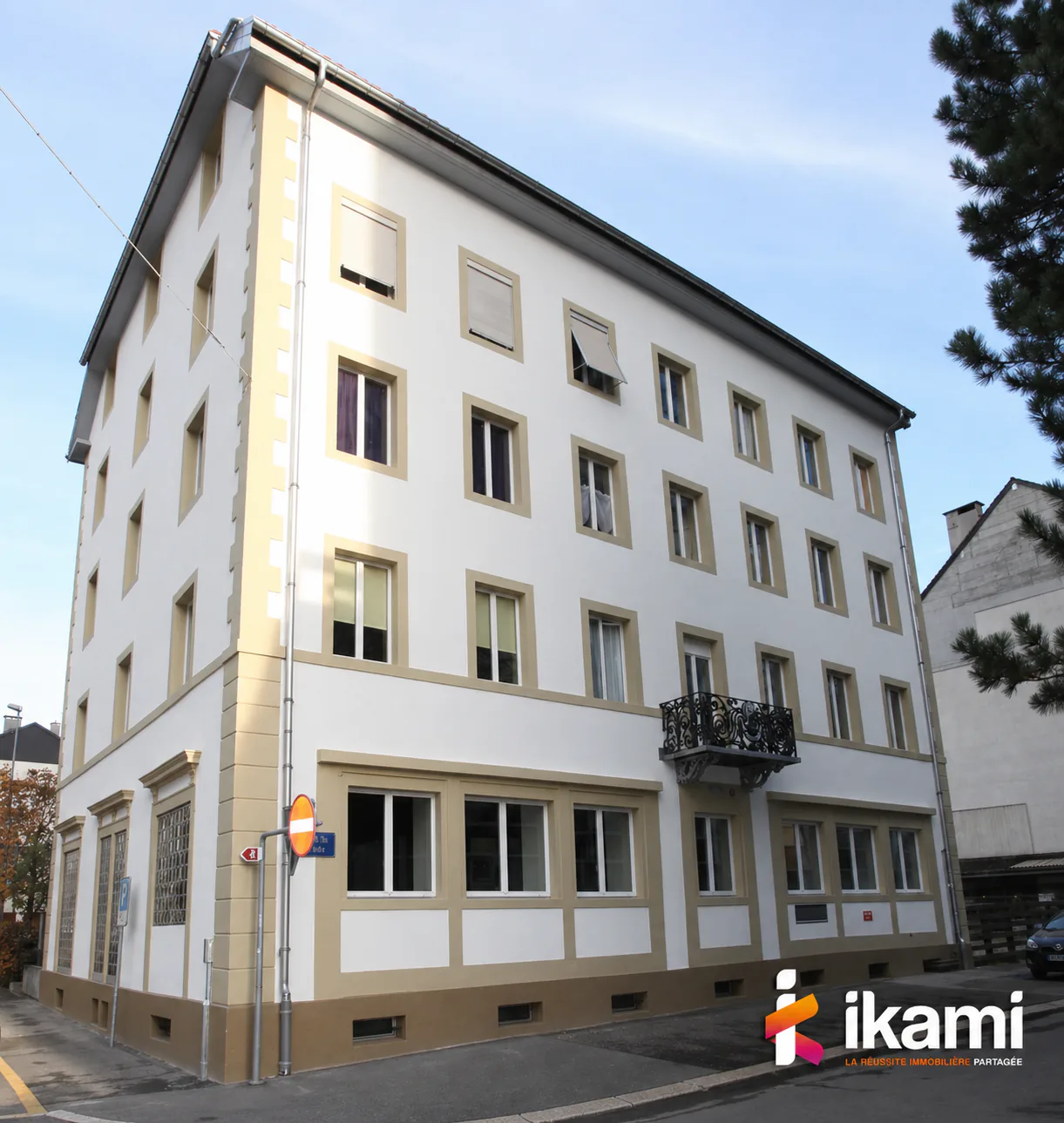 Grundstück eines Rentenobjekts mit zwei baureifen Grundstücken in Le Locle (NE)