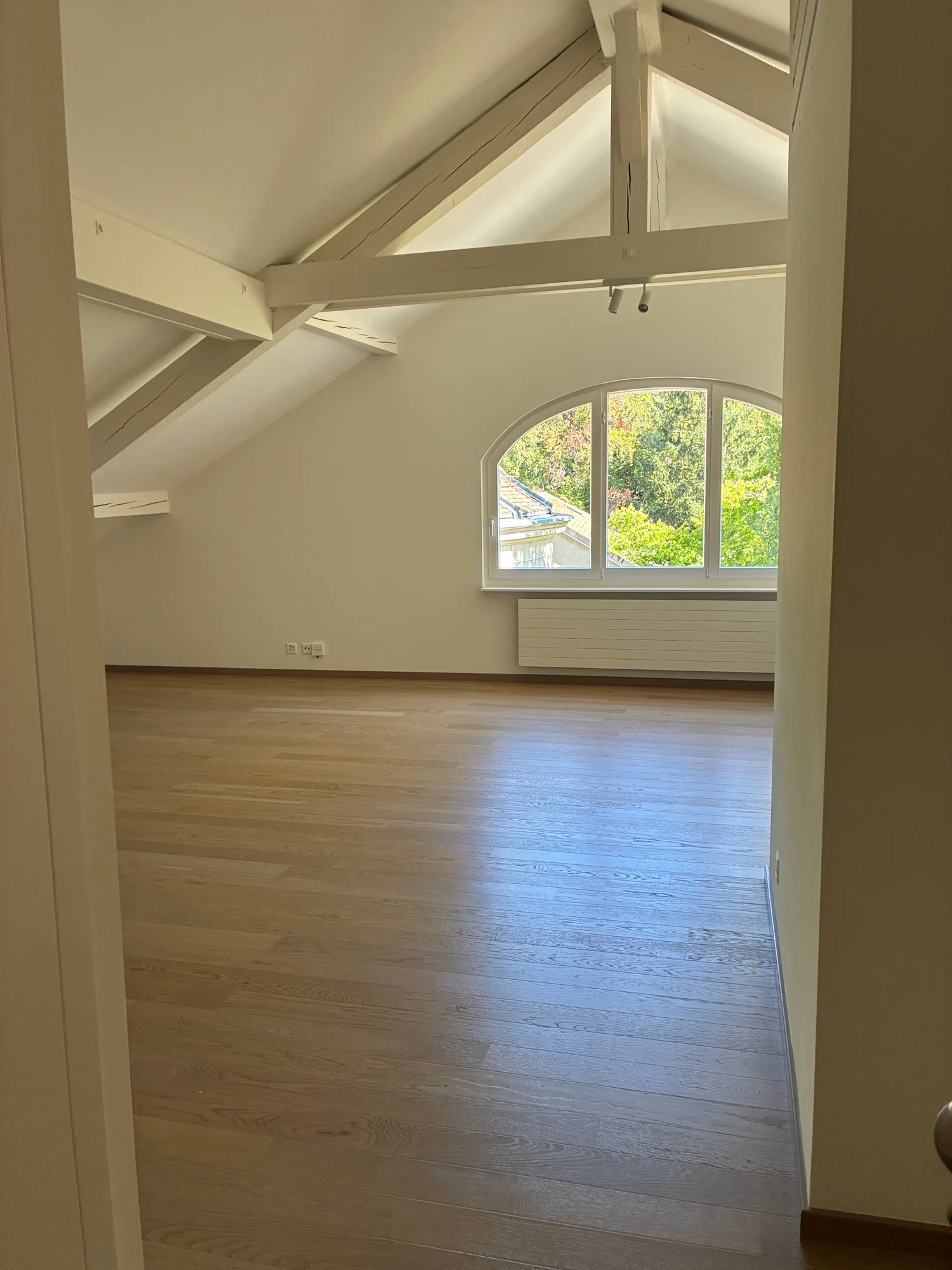 Dachwohnung mit 3,5 Zimmern Place du Petit-Saconnex 3