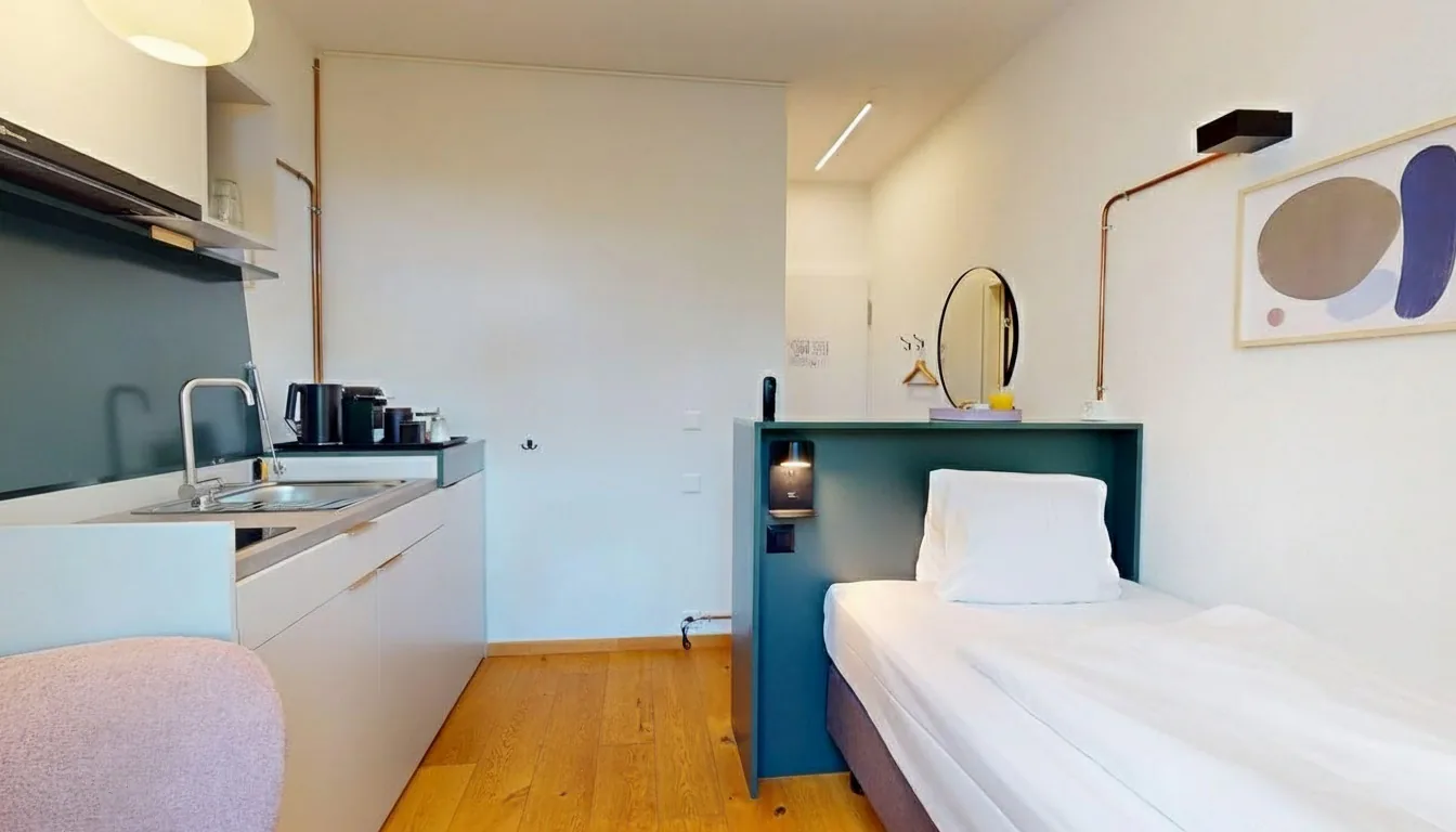 Limited-Time Offer – Cozy Single Studio at Hotel Alpenblick, Bern!