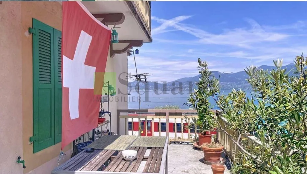 Casa con vista panoramica sul Lago di Ginevra
