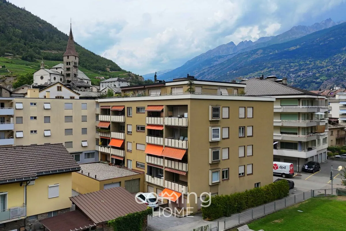 Appartement bien entretenu de 3,5 pièces avec vue sur les montagnes à Viège