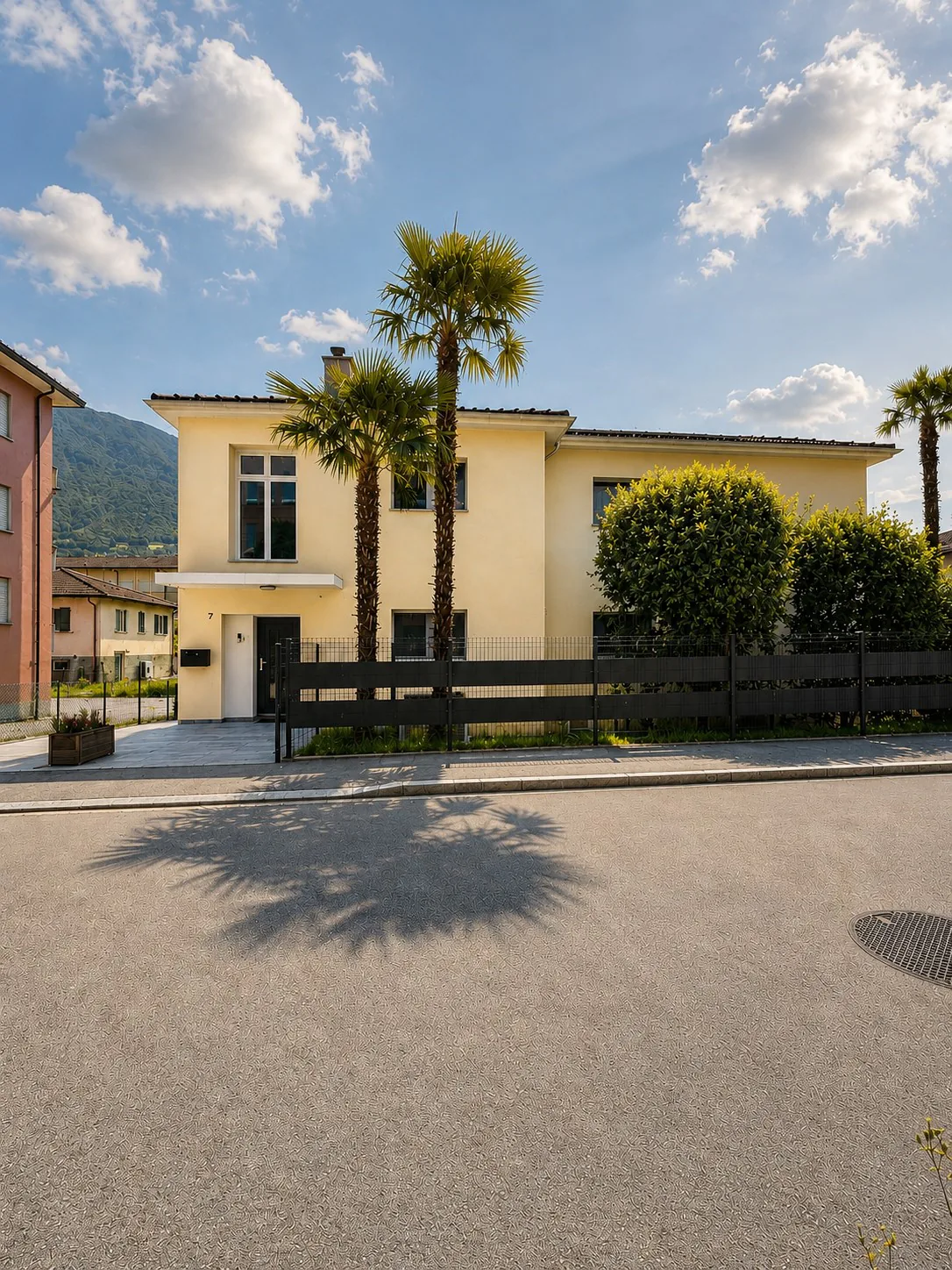 Exklusives Einfamilienhaus in bevorzugter Lage in Bellinzona