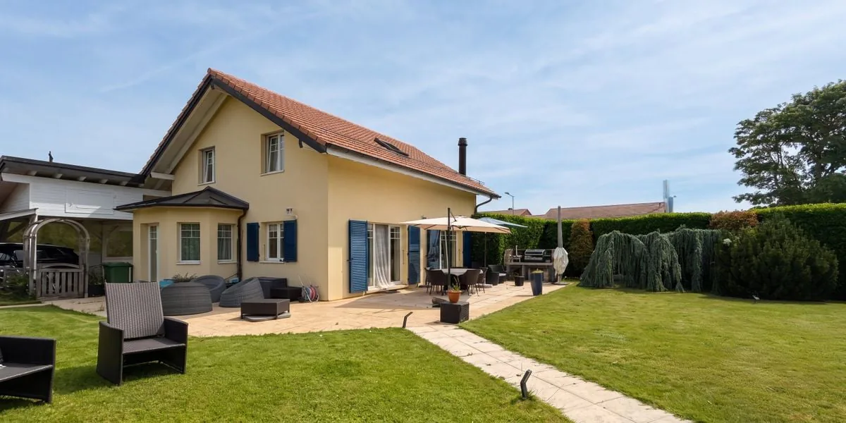 Ein familienfreundliches Haus, ein großer Garten und eine echte Lebensqualität in Gimel